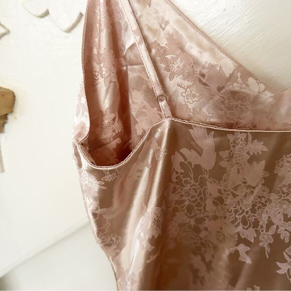 Lulus Womens Beige Satin Sleeveless V-Neck Jacquard Mini Slip Dress Size L - Picture 3 of 5